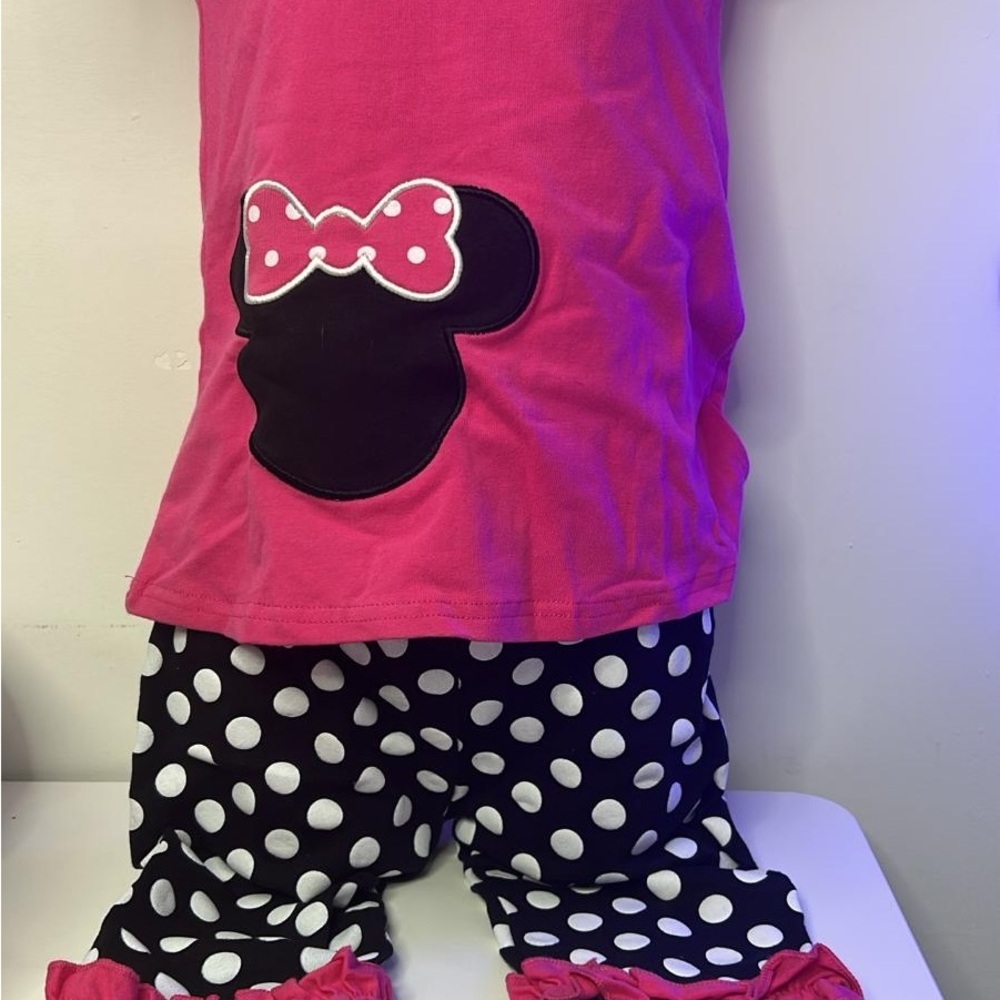 Black and White Polka Dot Garment - Picture 3 of 3